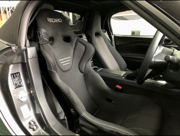MAZDA�@���[�h�X�^�[�@ND�@�Ɂ@RECARO�i���J���j�@RS-G�@GK�@BK/BK�@����