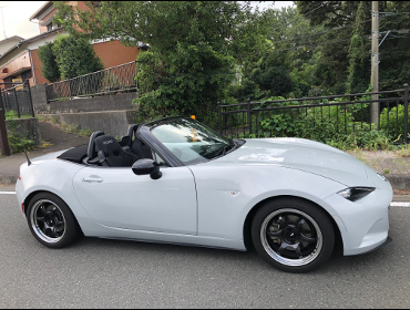 MAZDA�@���[�h�X�^�[�@ND�@�Ɂ@RECARO�i���J���j�@RS-G�@GK�@BK/BK�@����