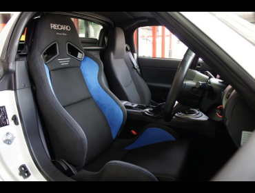 MAZDA�@���[�h�X�^�[�@NCEC�i2011�N�j�@�Ɂ@RECARO�i���J���j�@SR-7�@�A�h�o���X�G�f�B�V�����@�u���[�@����