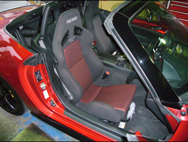 MAZDA�@���[�h�X�^�[�@ND5RC�@�Ɂ@RECARO�i���J���j�@SR-7�@GK100�@BK/RED�@����