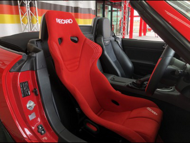 MAZDA�@���[�h�X�^�[�@NCEC�i2009�N�j�@�Ɂ@RECARO�i���J���j�@RS-GS�@RED�@����