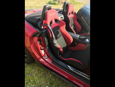 MAZDA�@���[�h�X�^�[�@ND5RC�i2015�N�j�@�Ɂ@RECARO�i���J���j�@SR-7�@GU100H�@RED�@���@SR-7F�@GU100�@RED�@����