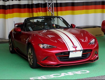 MAZDA�@���[�h�X�^�[�@ND5RC�i2015�N�j�@�Ɂ@RECARO�i���J���j�@TS-G�@GK�@BK/RED�@�V�[�g�q�[�^�[�t���@/�@BOSE�X�s�[�J�[�@�V�[�g�o�b�NBOX���������H�@����