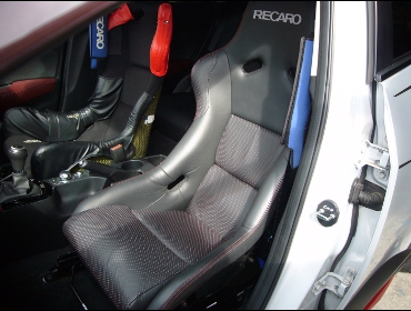 MAZDA�@CX-3�@�Ɂ@RECARO�i���J���j�@SP-GN�@����