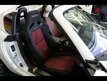 MAZDA�@���[�h�X�^�[RF�@NDERC�i2018�N�j�@�Ɂ@RECARO�i���J���j�@SR-7F�@GK100�@BK/RED�@����