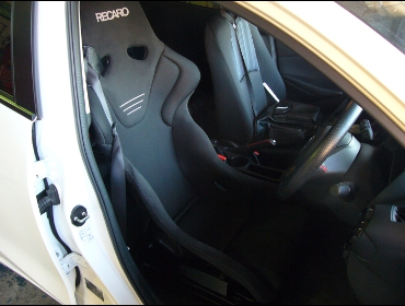 MAZDA�@�f�~�I�@DJLFS�i2016�N�j�@�Ɂ@RECARO�i���J���j�@RS-G�@GK�@BK/BK�@����