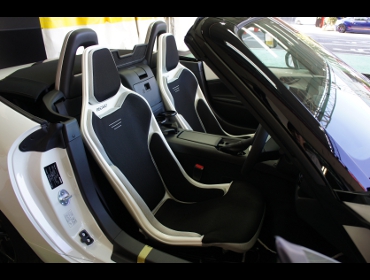 MAZDA�@���[�h�X�^�[�@NR-A�@�Ɂ@RECARO�i���J���j�@RCS�@�z���C�g�V�F��/�u���b�N���b�V���@����