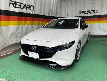 MAZDA�@MAZDA3�@BP5P�i2020�N�j�@�Ɂ@RECARO�i���J���j�@SR-7�@GU100�@RED�@���@SR-7F�@GU100H�@RED�@�V�[�g�q�[�^�[�t���@����