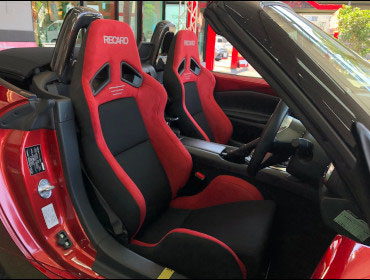 MAZDA�@���[�h�X�^�[�@ND5RC�i2018�N�j�@�Ɂ@RECARO�i���J���j�@SR-7�@GU100H�@RED�@�V�[�g�q�[�^�[�t���@���@SR-7F�@GU100H�@RED�@�V�[�g�q�[�^�[�t���@����