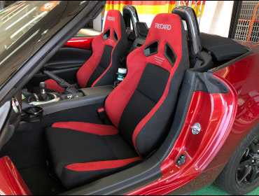 MAZDA�@���[�h�X�^�[�@ND5RC�i2018�N�j�@�Ɂ@RECARO�i���J���j�@SR-7�@GU100H�@RED�@�V�[�g�q�[�^�[�t���@���@SR-7F�@GU100H�@RED�@�V�[�g�q�[�^�[�t���@����