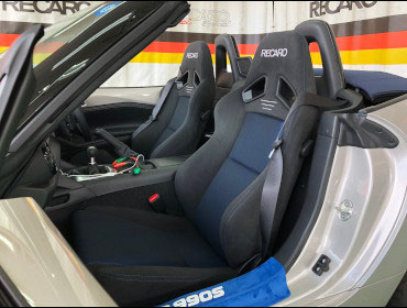 MAZDA�@���[�h�X�^�[�@ND5RC�i2022�N�j�@�Ɂ@RECARO�i���J���j�@SR-7�@GK100�@BK/�u���[�@�V�[�g�q�[�^�[�t���@���@SR-7F�@GK100�@BK/�u���[�@����