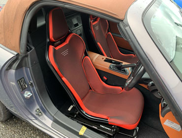 MAZDA�@���[�h�X�^�[�@NCEC�i2006�N�j�@�Ɂ@RECARO�i���J���j�@RCS�@BK�V�F��/RED���b�V���@�V�[�g�q�[�^�[�t���@�~���E�@����