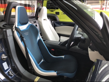 MAZDA�@���[�h�X�^�[�@ND5RC�i2021�N�j�@�Ɂ@RECARO�i���J���j�@RCS�@���V�F��/�u���[���b�V���@����