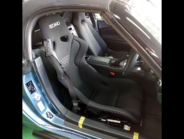 MAZDA�@���[�h�X�^�[�@ND5RC�i2015�N�j�@�Ɂ@RECARO�i���J���j�@TS-G�@GK�@BK/BK�@����