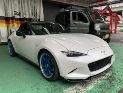 MAZDA�@���[�h�X�^�[�@ND5RC�i2015�N�j�@�Ɂ@RECARO�i���J���j�@TS-G�@GK�@BK/�u���[�@����