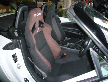 MAZDA�@���[�h�X�^�[�@S�X�y�V�����p�b�P�[�W�@ND5RC�@�Ɂ@RECARO�i���J���j�@SR-7�@GU100H�@�u���E���@�V�[�g�q�[�^�[�t���@����
