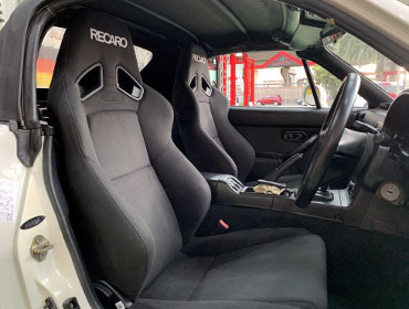 MAZDA�@���[�h�X�^�[�@NA(1997�N�j�@�Ɂ@RECARO�i���J���j�@SR-7F�@KK100�@BK�@�~���E�@����
