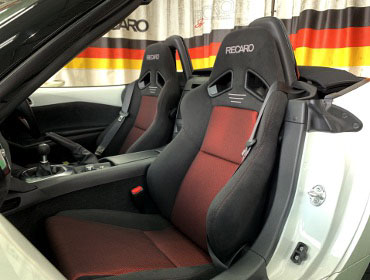 MAZDAA�@���[�h�X�^�[�@DBA-ND5RC�i2016�N�j�@�Ɂ@RECARO�i���J���j�@SR-7F�@GK100�@BK/RED�@�~���E�@����