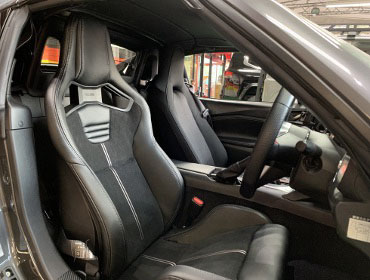 MAZDA�@���[�h�X�^�[RF�@5BA-NDERC�i2021�N�j�@�Ɂ@RECARO�i���J���j�@�X�|�[�c�X�^�[CL210H�@BK�@����