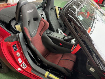 MAZDA�@���[�h�X�^�[�@ND5RE�i2022�N�j�@�Ɂ@RECARO�i���J���j�@TS-G�@GK�@BK/RED�@����