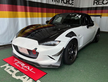 MAZDA�@���[�h�X�^�[�@ND5RC�i2015�N�j�@�Ɂ@RECARO�i���J���j�@PRO�@RACER�@RMS�@2600A�i�J�[�{���j�@����