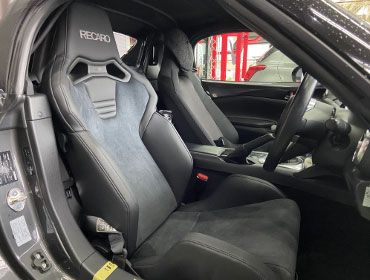 MAZDA�@���[�h�X�^�[�@ND5RC�i2018�N�j�@�Ɂ@RECARO�i���J���j�@SR-S�@UT100H�@BK�@�V�[�g�q�[�^�[�t���@����