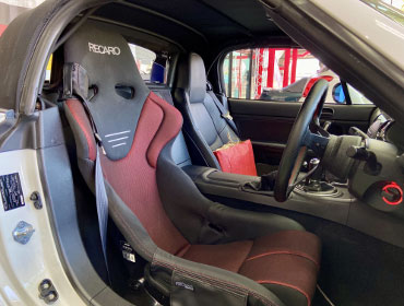 MAZDA�@���[�h�X�^�[�@NCEC�i2013�N�j�@�Ɂ@RECARO�i���J���j�@TS-G�@GK�@BK/RED�@�V�[�g�q�[�^�[�t���@����