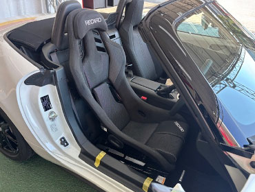 MAZDA�@���[�h�X�^�[�@ND5RE�i2025�N�j�@�Ɂ@RECARO�i���J���j�@RSS�@BK�@BK/SIL�@����