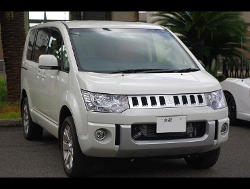 MITSUBISHI�@�f���J�@D5