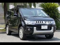 MITSUBISHI�@�f���J�@D5