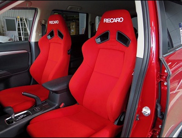 RECARO�i���J���V�[�g�j�@MITSUBISHI�@�A�E�g�����_�[�@GF8W�Ƀ��J���@SR-7F�@KK100�@RED�@�~2�r�@����