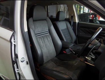 MITSUBISHI�@�A�E�g�����_�[�@GG2W�@�Ɂ@RECARO�i���J���j�@�}�j�t�B�J�@����