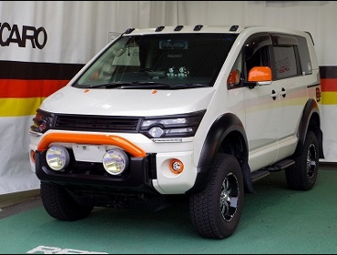 MITSUBISHI�@�f���JD5�@�Ɂ@RECARO�i���J���j�V�[�g����