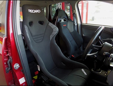 RECARO�i���J���V�[�g�j�@MITSUBISHI�@�R���g�����[�A�[�gVer.R�@Z27AG�@�Ɂ@RECARO�i���J���j�@RS-GS�@BK�@����