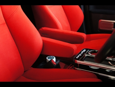 RECARO�i���J���V�[�g�j�@MITSUBISHI�@�f���JD5�@CV1W�i2017�N�j�@�Ɂ@RECARO�i���J���j�@SR-7F�@KK100�@RED�@�V�[�g�q�[�^�[�t�����A�[�����X�g�t���@�~���E�@����