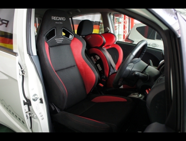 MITSUBISHI�@�A�C�~�[�u�i2012�N�j�@�Ɂ@RECARO�i���J���j�@SR-7F�@����@�A�h�o���X�G�f�B�V����2019�@RED�@����