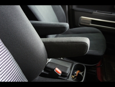 MITSUBISHI�@�f���JD5�@�Ɂ@RECARO�i���J���j�@LX-F�@IN110�@BK�@�V�[�g�q�[�^�[�t���@�A�[�����X�g�t���@����