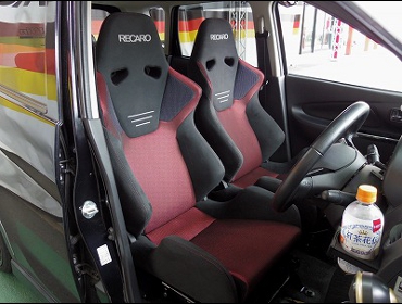 MITSUBISHI�@EK�J�X�^���@B11W�i2017�N3���j�@�Ɂ@RECARO�i���J���j�@SR-6�@GK100S�@BK/RED�@�V�[�g�q�[�^�[�t���@�~���E�@����