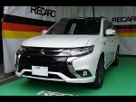 MITSUBISHI�@�A�E�g�����_�[�@PHEV�@GG2W�i2018�N�j�@�Ɂ@RECARO�i���J���j�@�G���S���hLD�@BK�@�V�[�g�q�[�^�[�t���@����
