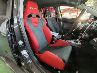 MITSUBISHI�@�����T�[�G�{�����[�V�����]�@CZ4A�i2012�N�j�@�Ɂ@RECARO�i���J���j�@SR-S�@UT100�@RED�@����