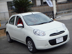 NISSAN�@�}�[�`�@K13