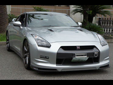 NISSAN R35�@GT-R
