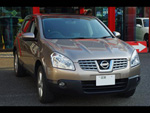 NISSAN�@�f���A���X