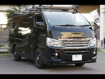 NISSAN�@�L�����o���@NV350��RECARO�i���J���j�V�[�g����