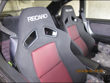 RECARO�i���J���V�[�g�j�@NISSAN�@�X�J�C���C���@GTR�@BCNR33��RECARO�i���J���j�@SR-7 SK100�@RED�@���@SR-7F SK100�@RED�@����