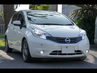 NISSAN�@�m�[�g�@E12��RECARO�i���J���j�V�[�g����