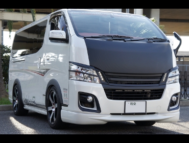 NISSAN�@�L�����o���@NV350��RECARO�i���J���j�V�[�g����