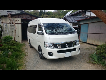 NISSAN�@�L�����o���@NV350��RECARO�i���J���j�V�[�g����