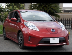 RECARO�i���J���V�[�g�j�@NISSAN�@���[�t�@AZE0�Ƀ��J���@SR-7 GK100H�i�V�[�g�q�[�^�[�t���j�@BK/RED�@����