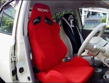 RECARO�i���J���V�[�g�j�@NISSAN�@�}�[�`�@K12��RECARO�i���J���j�@SR-7 KK100 RED�@����